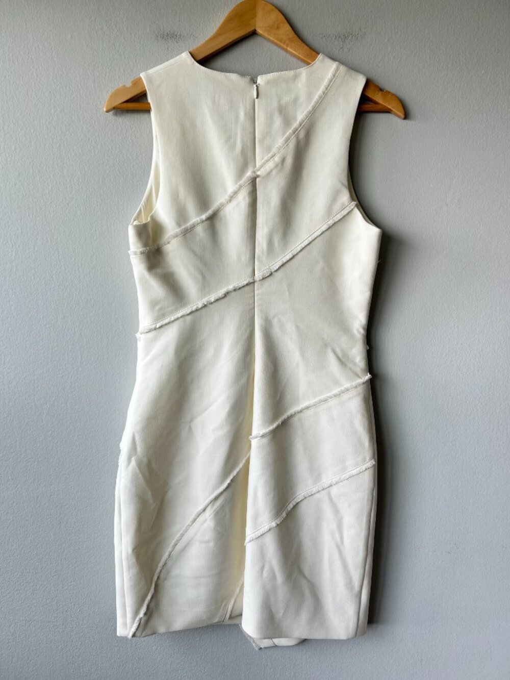 Cinq à Sept Josie Asymmetrical Frayed Mini Dress Ivory Size 10 - Picture 4 of 9